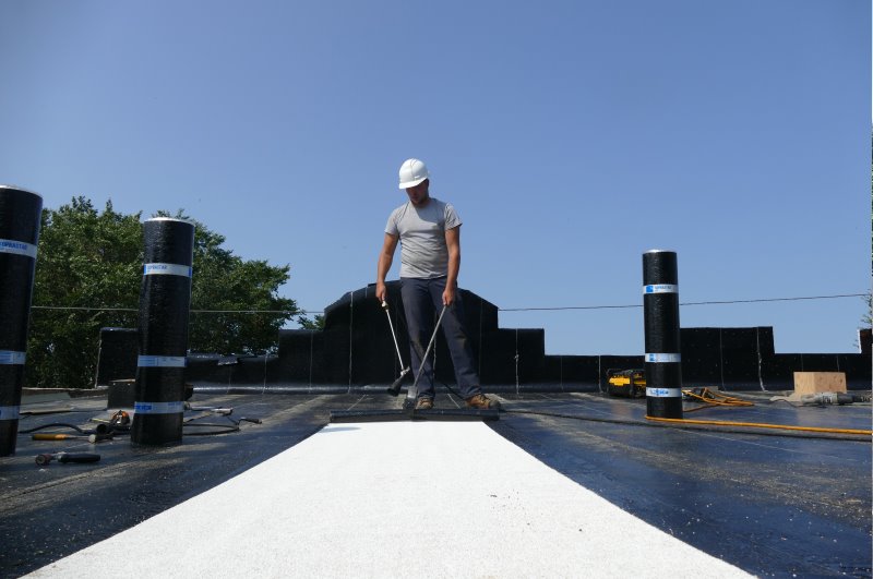 Free flat roof quote Quebec